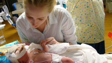 Д-р Бояна Петкова: Здравната каса иска да плаща по-малко за недоносените бебета!