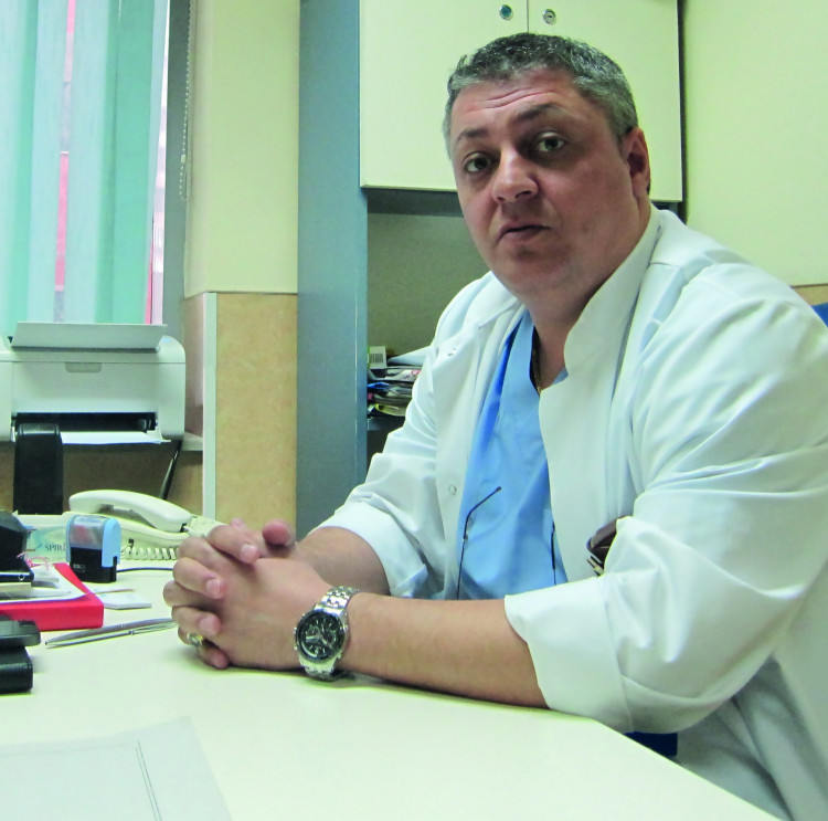 Д-р Росен Тушев, завеждащ на Отделението по хирургия в МБАЛ „Вита“: Жените страдат от камъни в жлъчката 4 пъти по-често от мъжете!