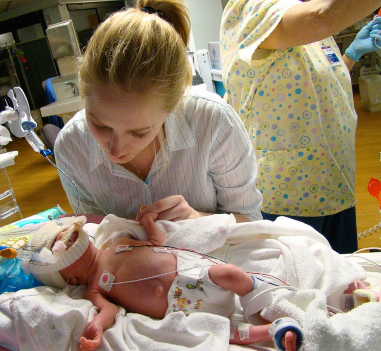 Д-р Бояна Петкова: Здравната каса иска да плаща по-малко за недоносените бебета!