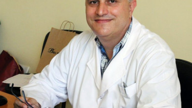 Проф. д-р Ивайло Търнев: Изключително демотивиращо е да се работи медицина в България!