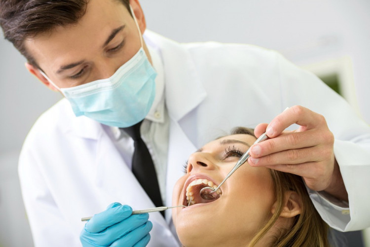 Защо зъболекарят ме кара да заплатя лечението на пулпит?