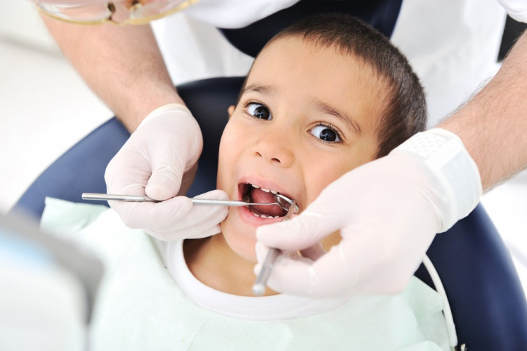Какво покрива НЗОК в детската стоматология? 