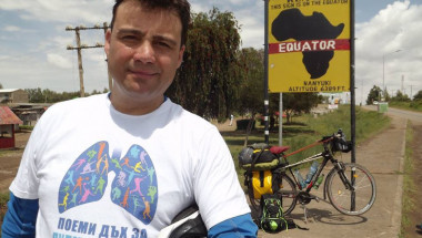 Тодор Мангъров: Въпреки болестта си минах с колело 3200 км в Африка