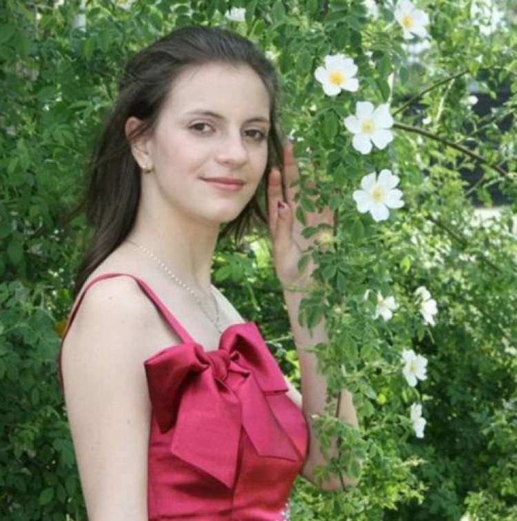 Стойка Дончева: Дъщеря ми е на 22 - три пъти рязаха тумор в мозъка