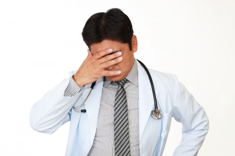 Шеф на болница разкри защо народът налита да бие доктори