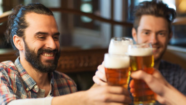 Експерти изчислиха каква е здравословната доза бира