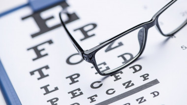 Как се развива ретинопатия при пациенти с диабет?  