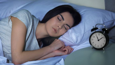 Как да заспите лесно отново, ако се събудите през нощта? 