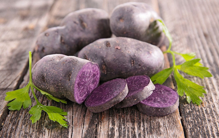 Лилавите картофи пазят от рак на червата