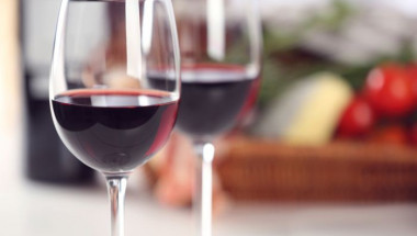 Половин чаша вино на ден крие неочаквана полза за жените