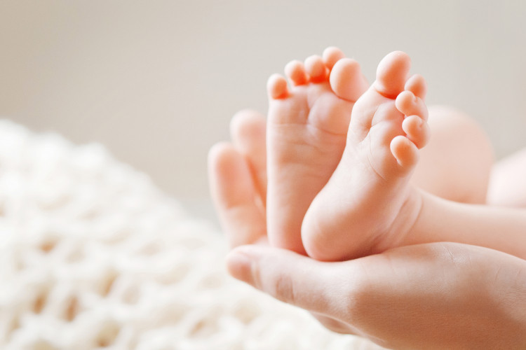 490-грамово бебе се роди в Русе