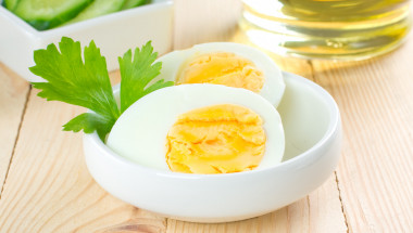По колко яйца на ден е полезно да ядем?