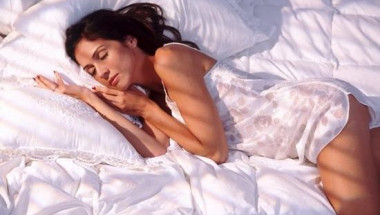 5 лесни начина за бързо отслабване по време на сън