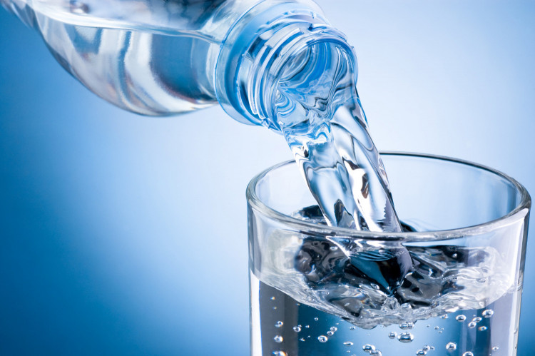 Най-ново проучване посочи колко вода да пием на ден