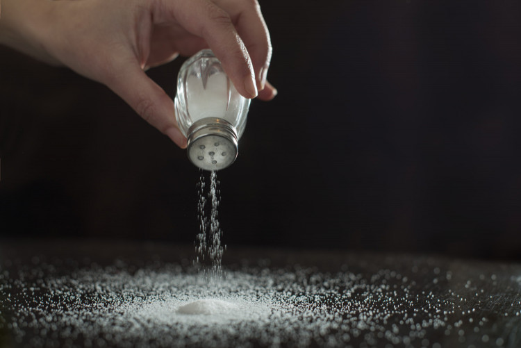 Американски учени шокират: Не избягвайте солта