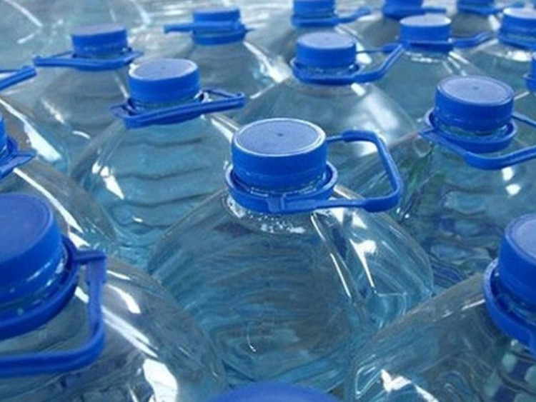 Експерти обясниха може ли да се пие повторно вода от пластмасови бутилки