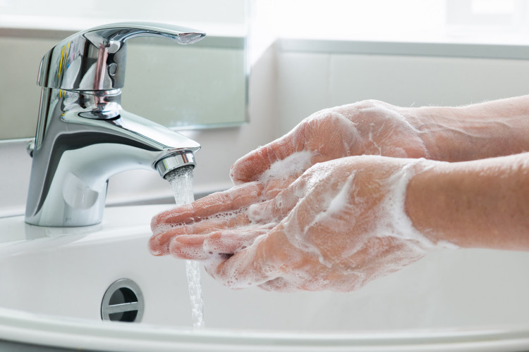 Колко дълго трябва да си мием ръцете?