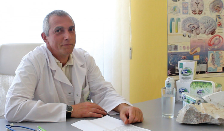Д-р Топалов, специалист вътрешни болести, МВР болница: Зеолитът пречиства тялото и ни лекува от множество заболявания