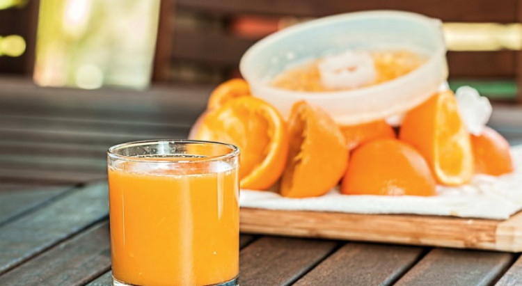 Дори не подозирате какво ще се случи с портокаловия сок, ако го замразите