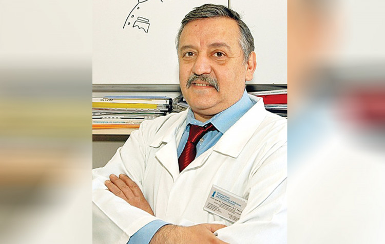 Директорът на Националния център по заразни и паразитни болести проф. д-р Тодор Кантарджиев: Най ме е страх от дифтерия и детски паралич