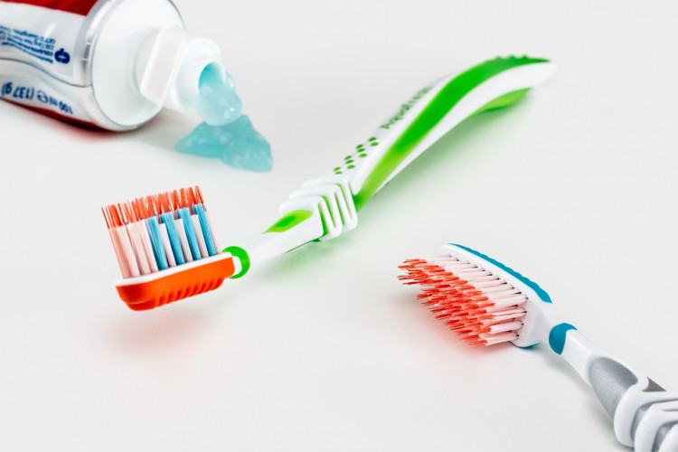 Тази грешка при миенето на зъбите отменя ефекта на пастата