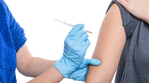 Лекари изследваха германец с 217 ваксини срещу Covid-19