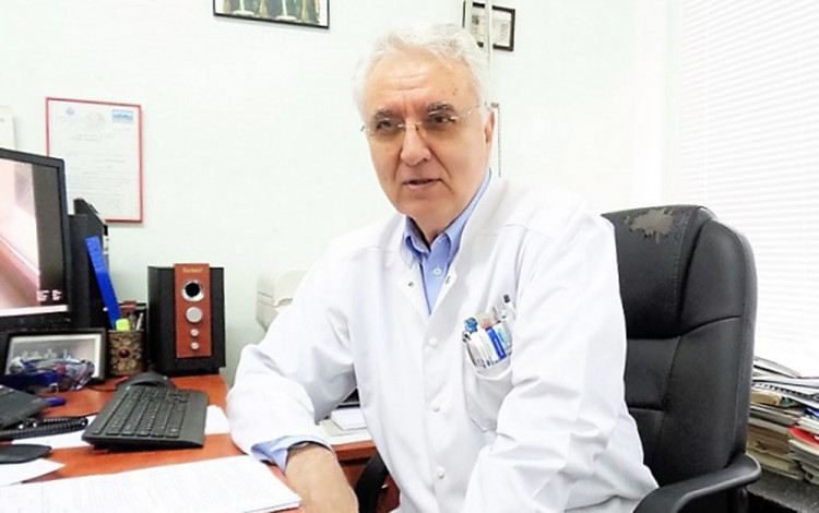 Проф. д-р Тодор Захариев: При подуване на краката задължително отидете при съдов хирург