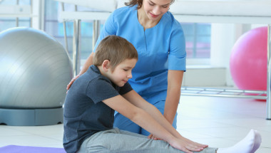 Какво поема Здравната каса за рехабилитацията на дете?