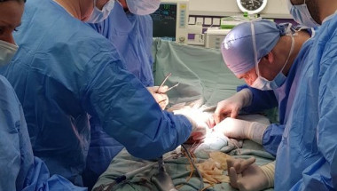 Лекари от "Пирогов" извършиха подвиг и спасиха новородено