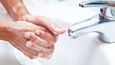 Измийте незабавно ръцете си със сапун, ако докоснете някое от тези неща!