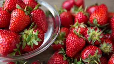 Кой и защо не трябва да яде ягоди