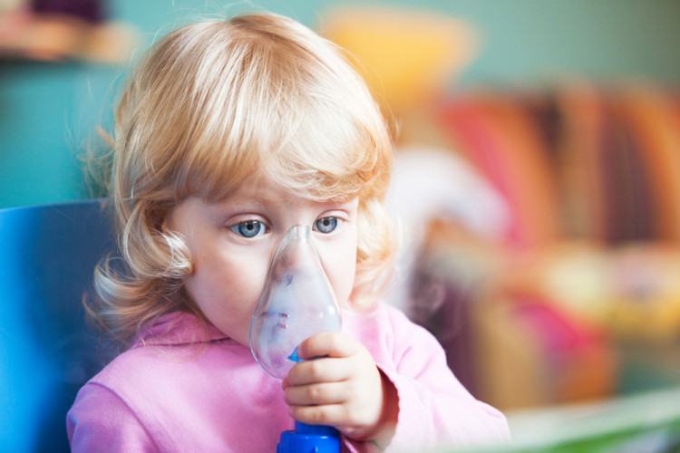 Доц. д-р Владимир Ходжев: Висок е рискът от астма при деца, родени със секцио