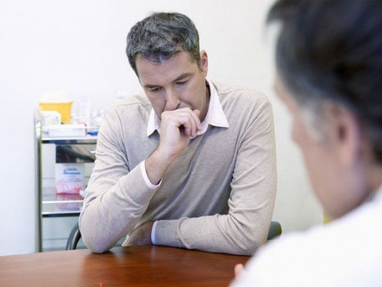 Лекари изброяват 8-те симптома на рак при мъжете