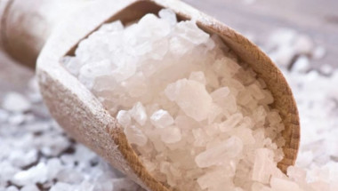 Учени опровергаха митовете за вредата от солта