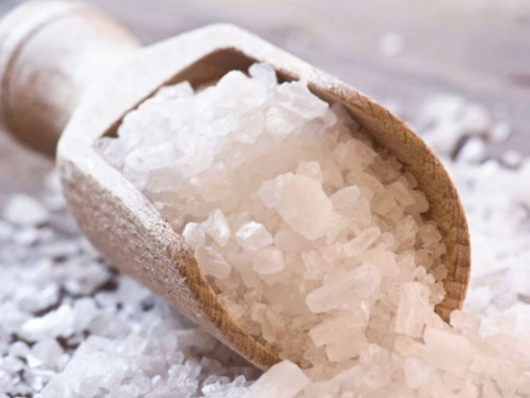 Учени опровергаха митовете за вредата от солта