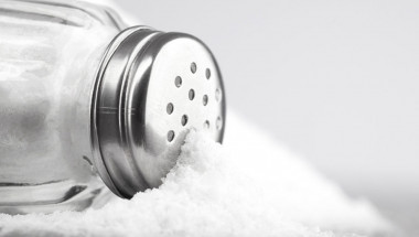 Ограничете солта до 5 грама на ден