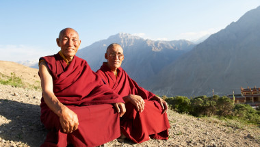 Уникалните упражнения „Петимата тибетци” възстановяват силата и енергията