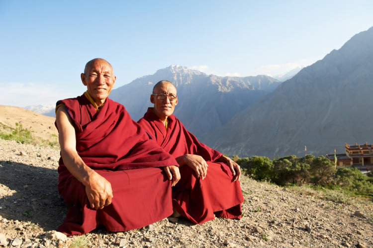 Уникалните упражнения „Петимата тибетци” възстановяват силата и енергията