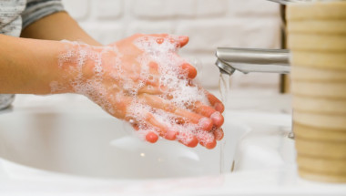 Прекаленото миене на ръце може да бъде опасно