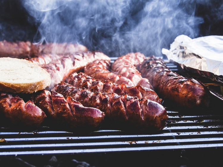 Какви са опасностите от барбекюто и кое месо може да причини рак
