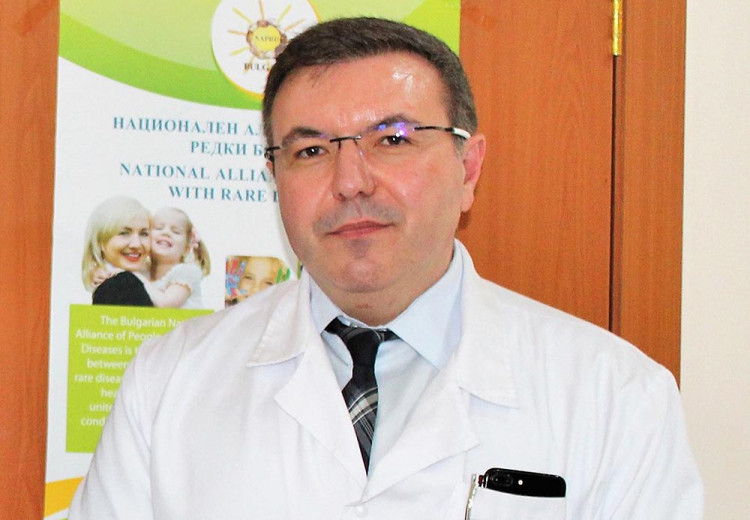 Шефът на „Александровска” е новият здравен министър