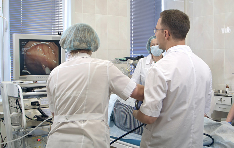 Д-р Иван Сираков, д.м.: Инвазивната гастроентерология се превърна в алтернатива на хирургията