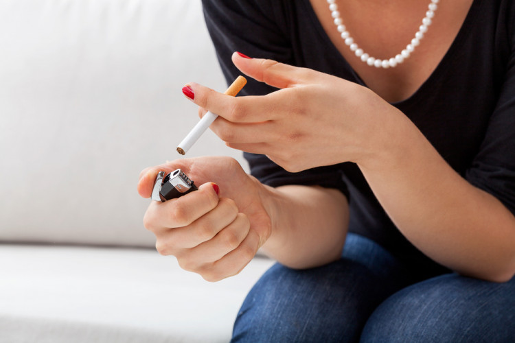 Доц. д-р Елиан Рачев: Пушачките „постигат” своята менопауза по-рано