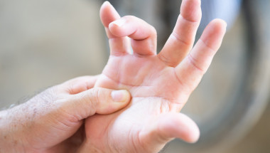 По пръстите на ръцете може да се разпознае карцином?