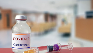 Проф. д-р Матео Басети: Няма да намалеят случаите на коронавирус, когато се появи ваксината