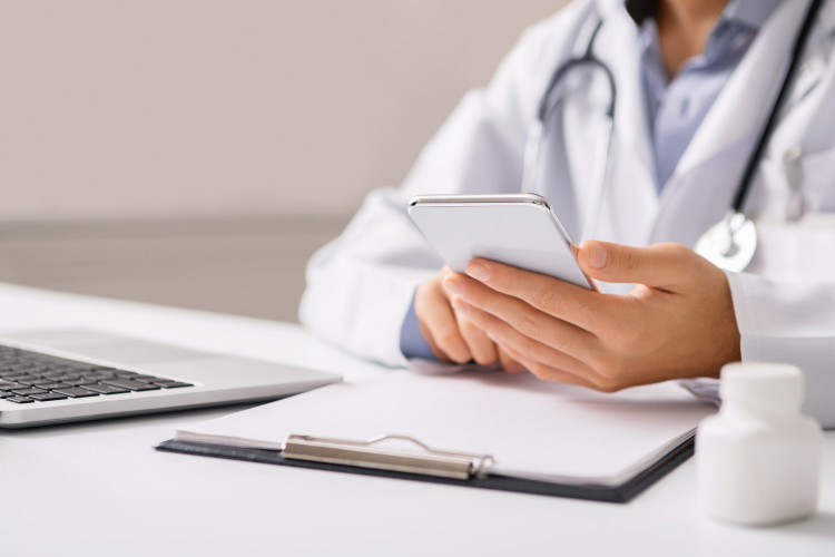 Дължа ли потребителска такса за лечение от личния лекар по телефона?