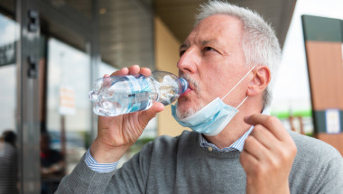 Мъж едва не умрял, изпивайки ежедневно по 5 литра вода!