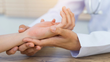 Зачервените длани – сигнал за неалкохолен стеатохепатит