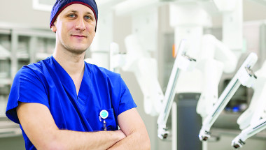 Д-р Лъчезар Танчев, д.м.: Последният клас на робота Да Винчи Хi дава възможност за две операции едновременно