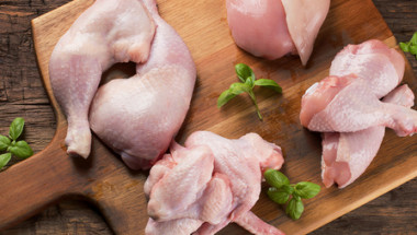 Шеф готвач обясни как най-здравословно да готвим пилешкото